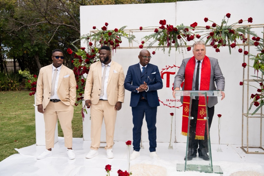 Wedding ceremony by Dr. Gerrit Rademeyer in Clarkson